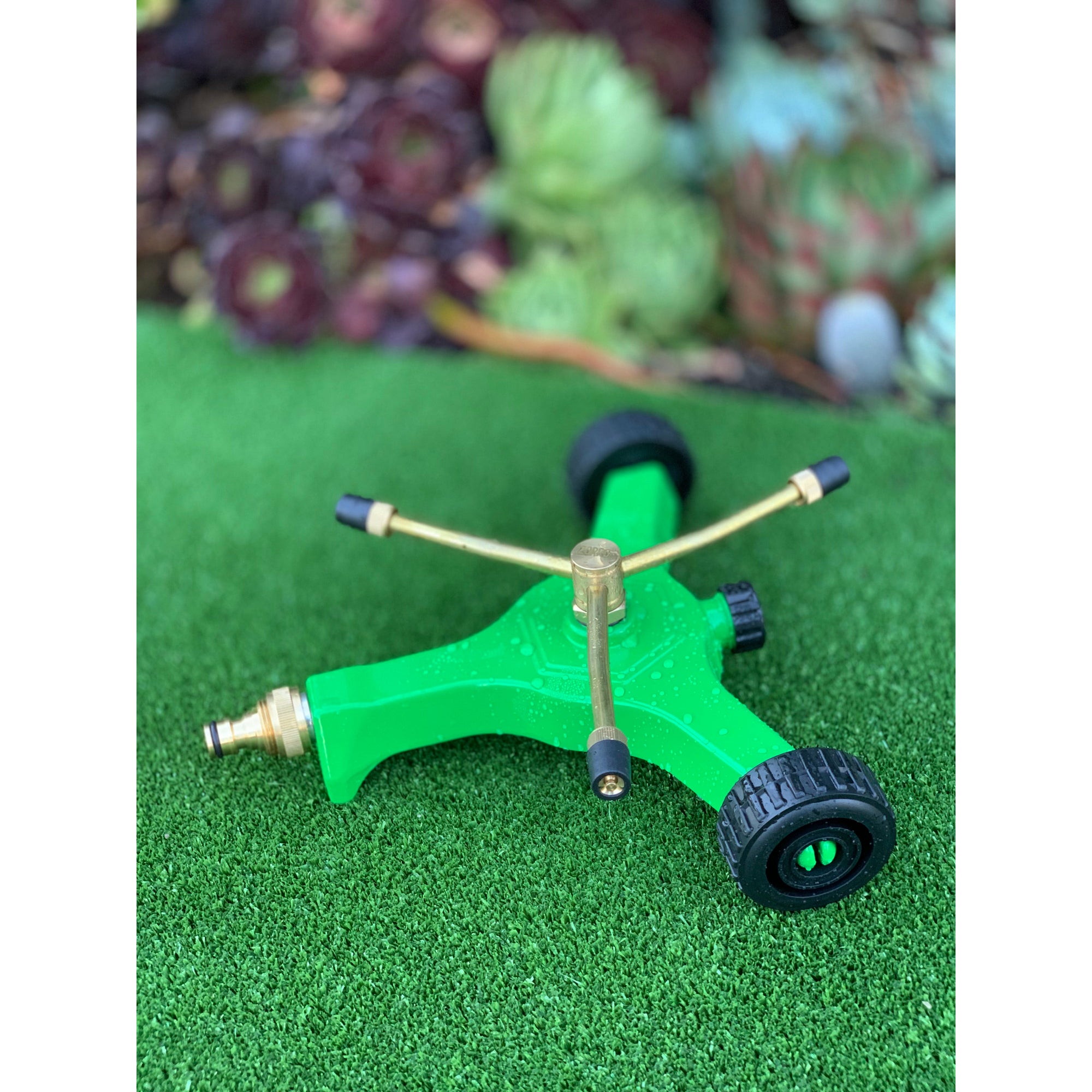 ZORRO Rotating Sprinkler With Metal Base on wheels 12mm